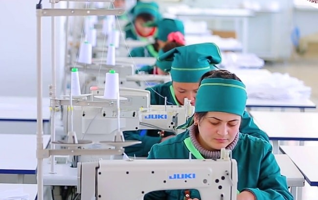 shalwar kameez karegar.machine operator