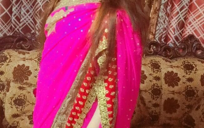 Pink Saree and Golden Embroidery Vibes 💖✨