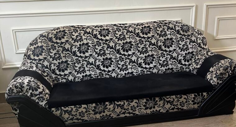Sofa Set for sale in Wahdat Colony, Lahore