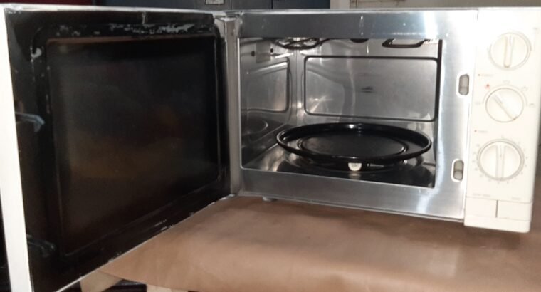 Microwave oven